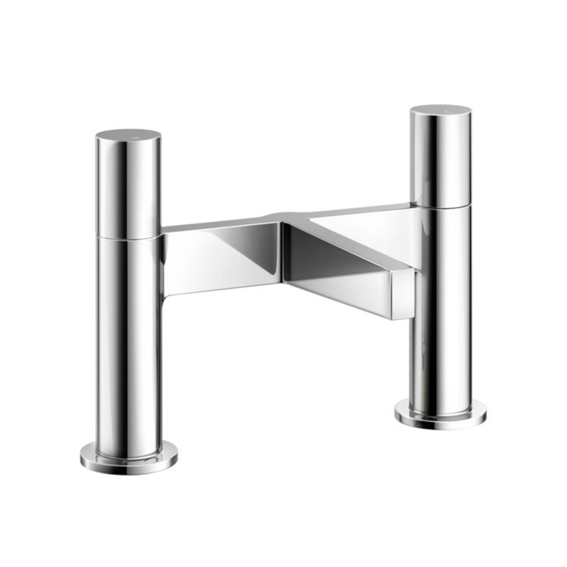 (T186) Missouri Bath Filler TapChrome Plated Solid BrassMinimum 0.5 bar water pressure, we recommend - Image 2 of 2