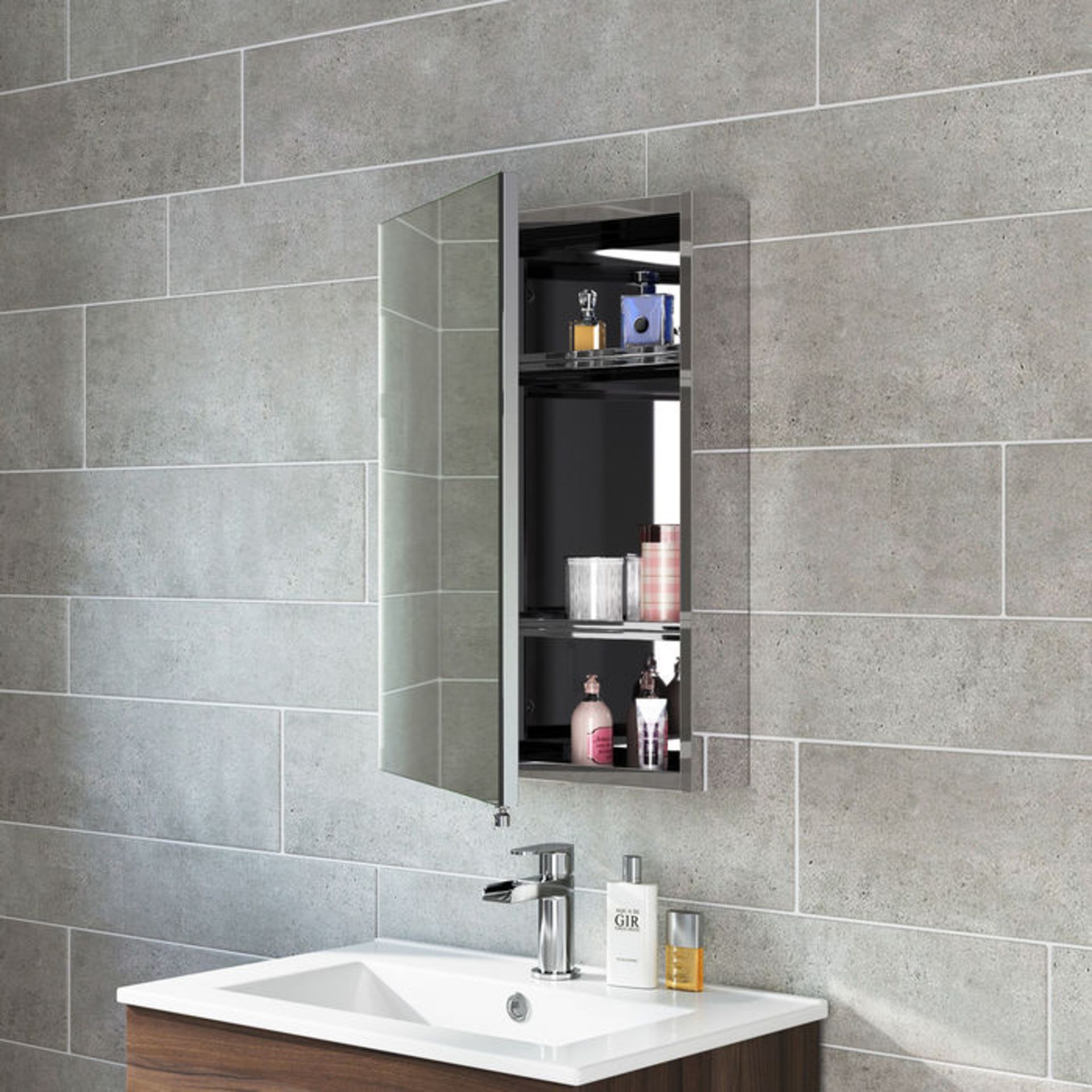 (PO133) 600x400mm Liberty Stainless Steel Single Door Mirror Cabinet RRP £299.99. Made from high- - Image 3 of 4