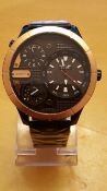 BRAND NEW SOFTECH GENTS DUAL TIME WATCH, 676, COMPLETE WITH GIFT POUCH