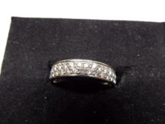 18CT White Gold ring