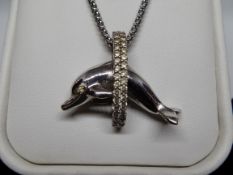 14CT White Gold Dolphin
