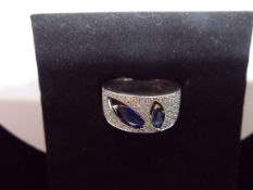 18CT White Gold and Sapphire ring
