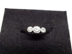 18CT Diamond ring