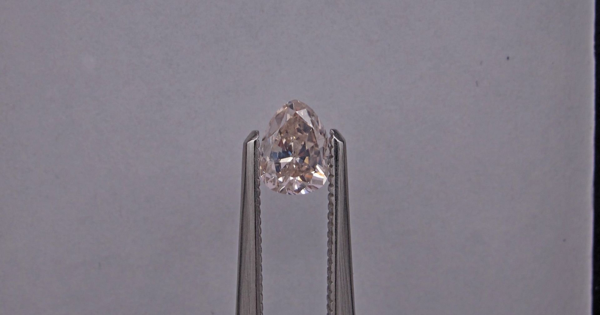 An unmounted Pear-shaped diamond weighing app. 0.66ct.