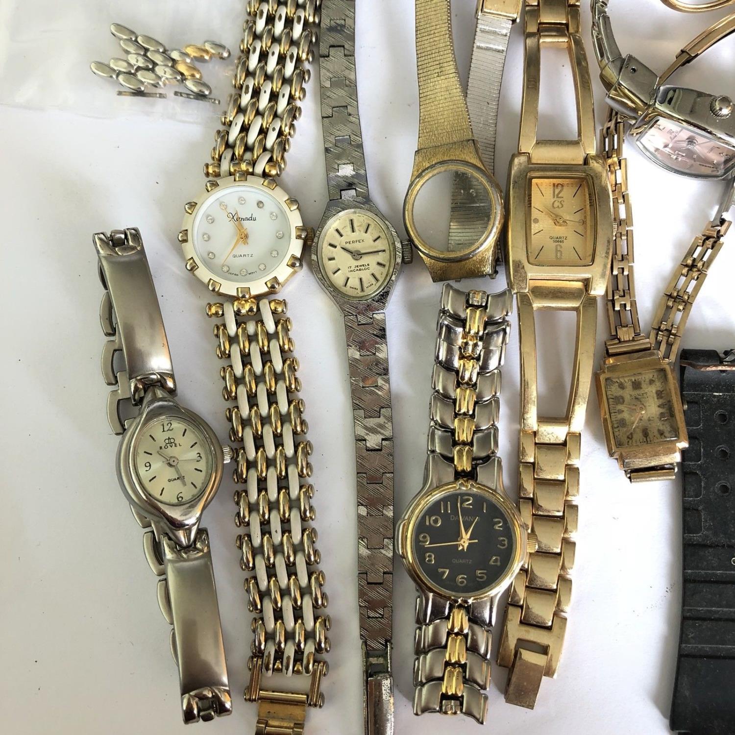 A Selection of Watches and Parts for Spares or Repairs - Image 2 of 5