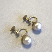 Pair of vintage 9ct Gold and Faux Pearl screw back earrings