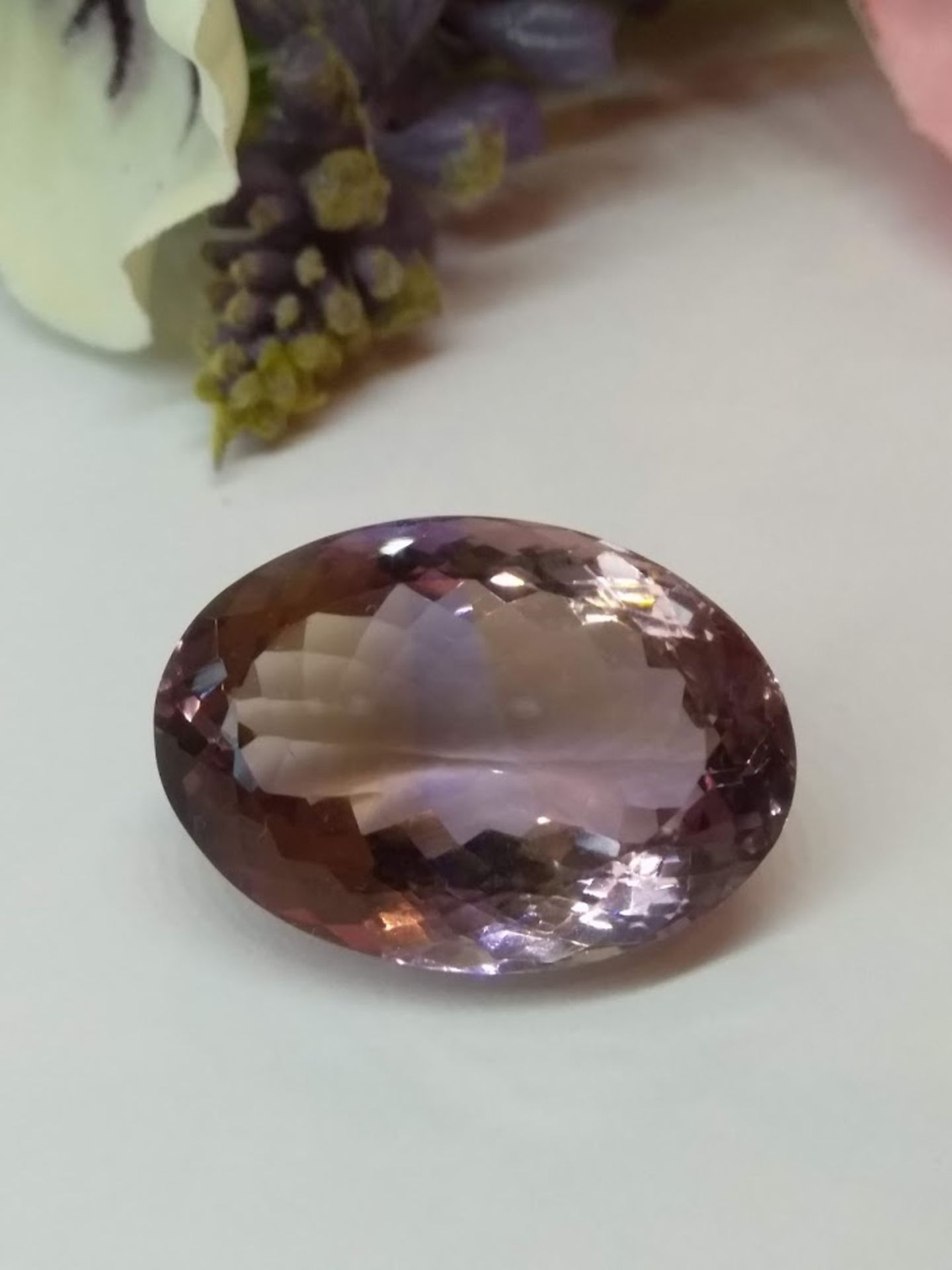 An Outstanding 24.95 Cts Natural Mixed Bi-Colour Ametrine. - Image 2 of 2