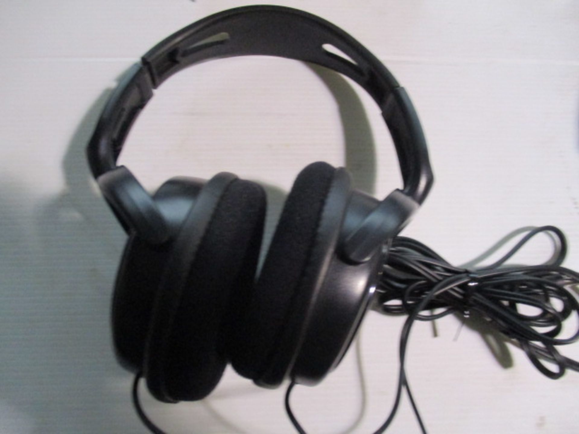 Philips SHP2000 Headfones unboxed and unchecked