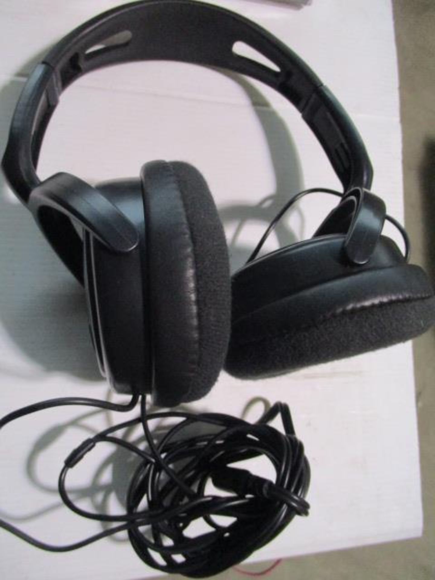 Philips SHP2000 Headfones unboxed and unchecked