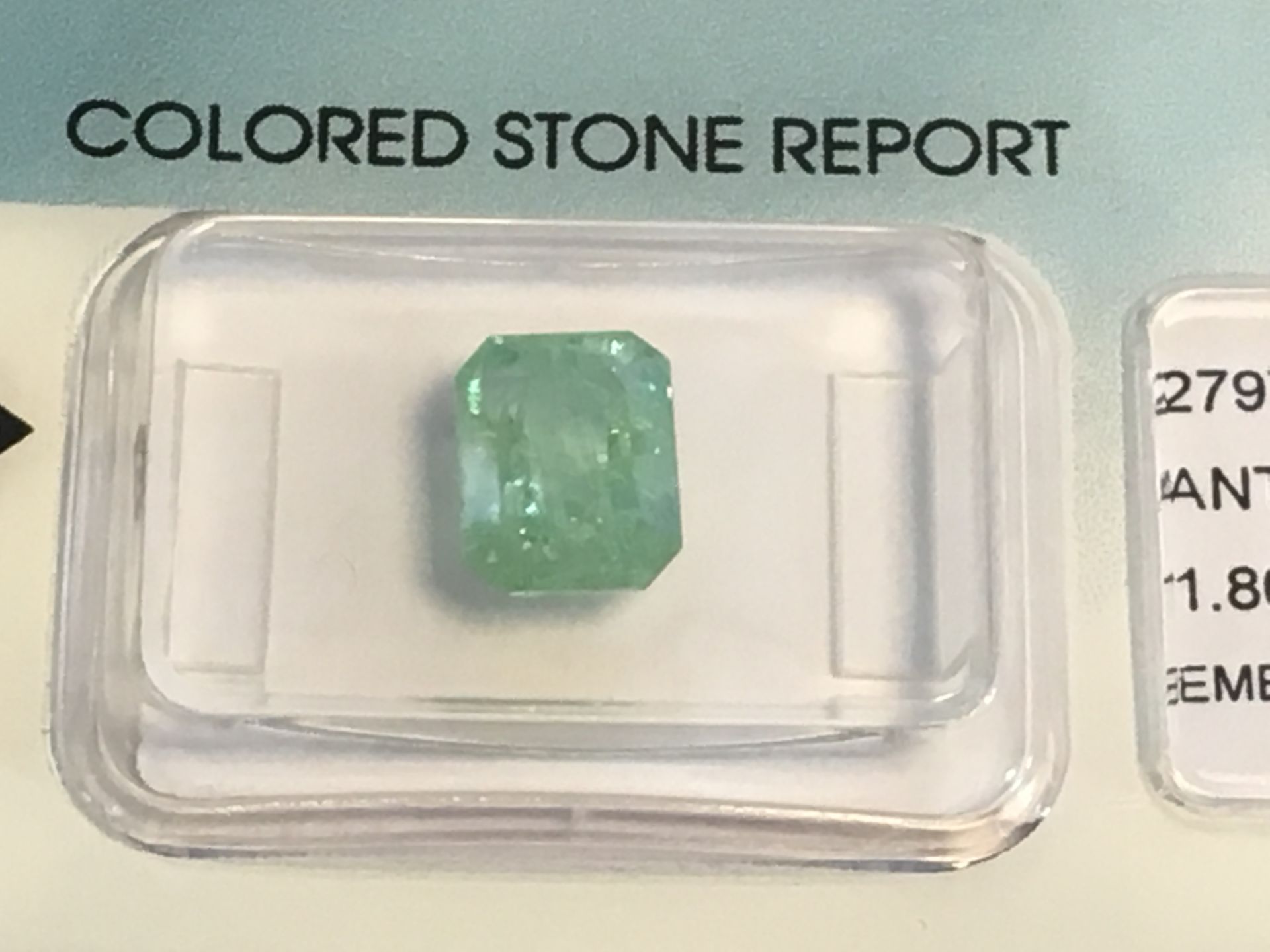 1.80ct Natural Emerald with IGI Certificate - Image 2 of 3