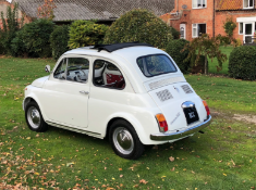 1967 Fiat 500F - Round Speedo Model