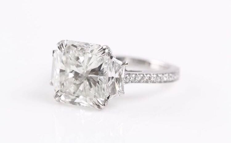 18ct White Gold Three Stone With Radiant Cut Centre Claw Set Diamond Ring 5.00