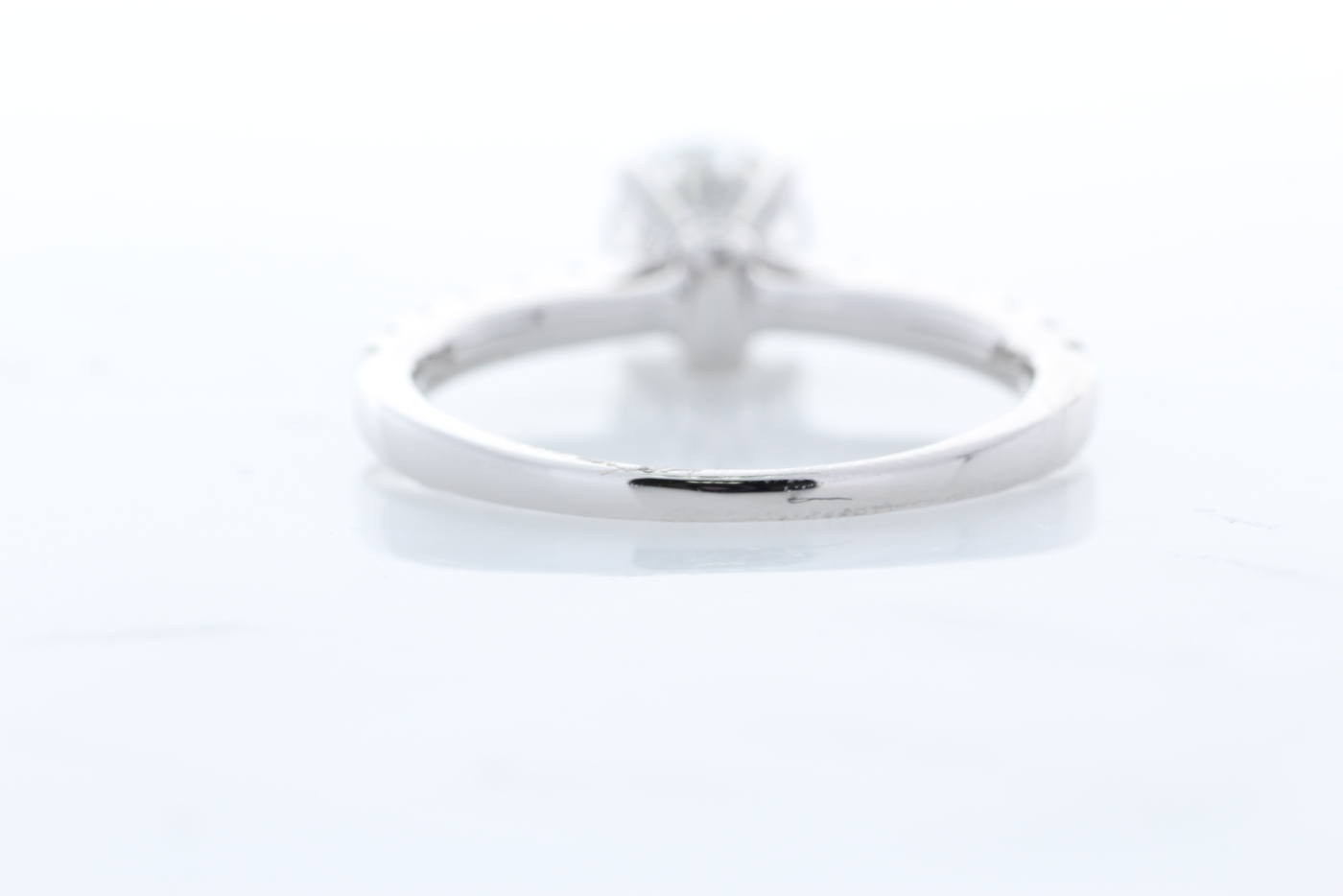 18ct White Gold Single Stone Prong Set With Stone Set Shoulders Diamond Ring (0.91) 1.29 - Image 3 of 7