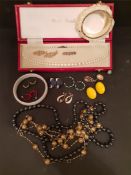 Vintage Retro Parcel of Costume Jewellery Includes Cased Pearls.
