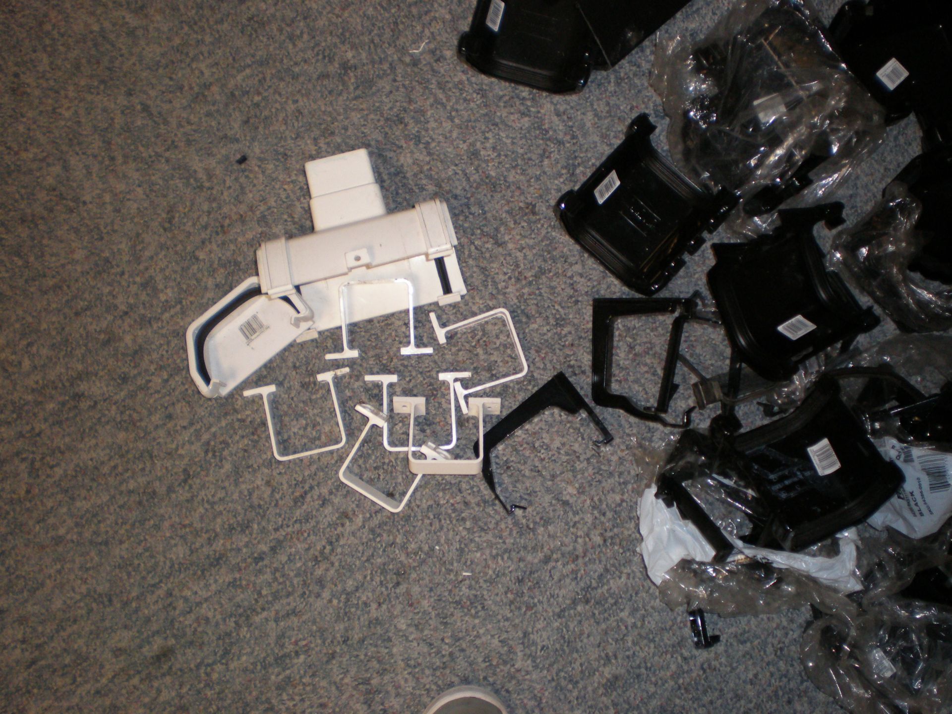 Box Of Various Guttering Parts . - Image 3 of 4