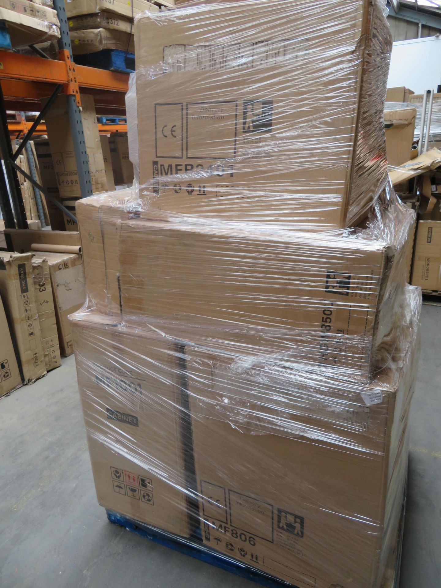 (B102) PALLET TO CONTAIN 12 X ITEMS OF VARIOUS BATHROOM STOCK TO INCLUDE: BASIN CABINET, BASIN, - Image 2 of 2
