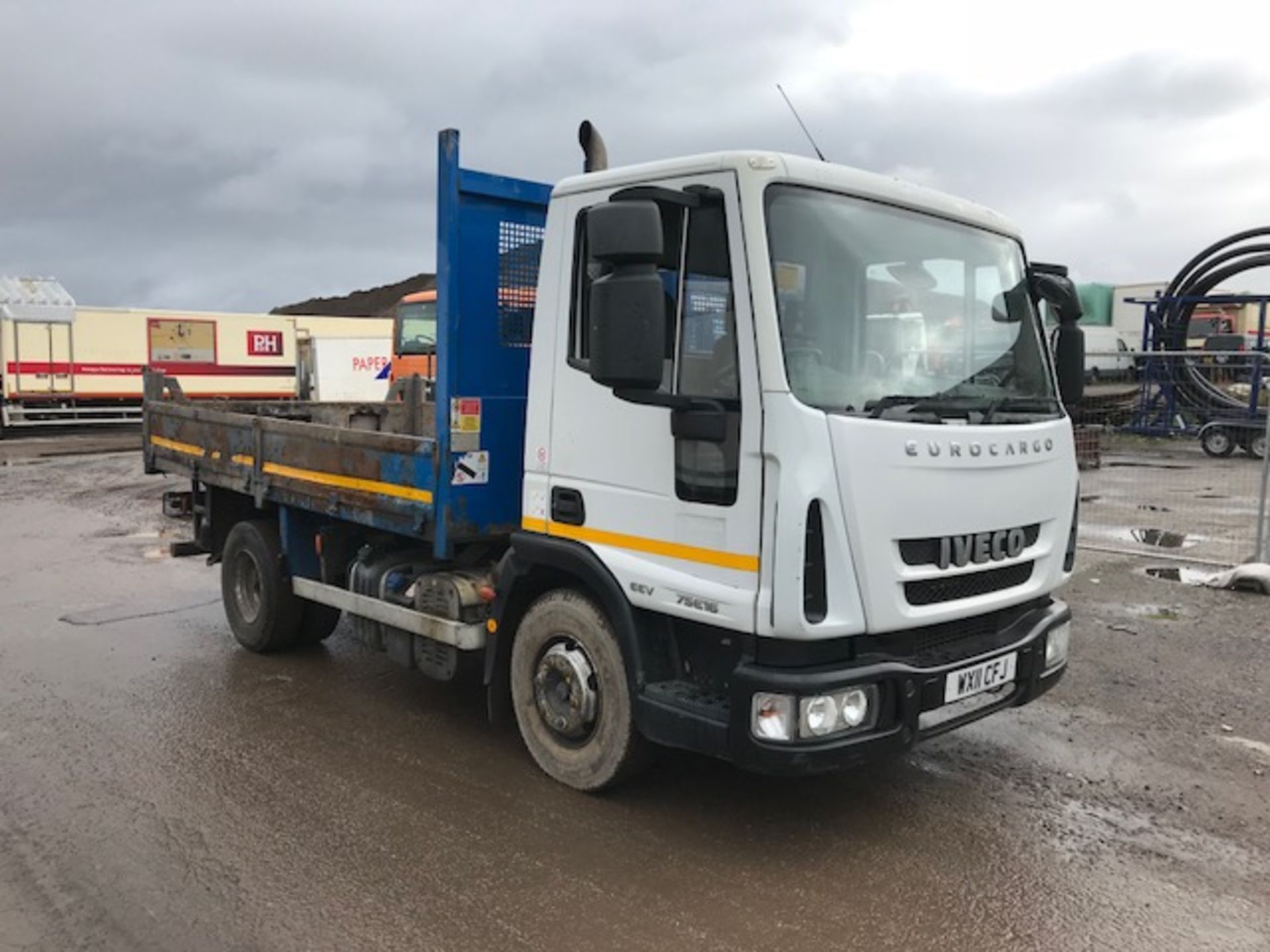 2011 Iveco Eurocargo 75E16 Tipper - Image 3 of 8