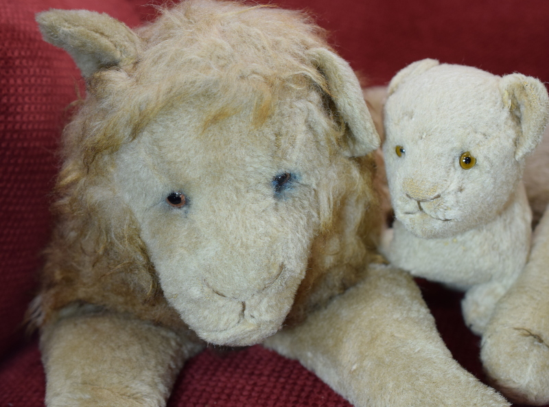 1930s Family Of Lions Toys - Image 2 of 3