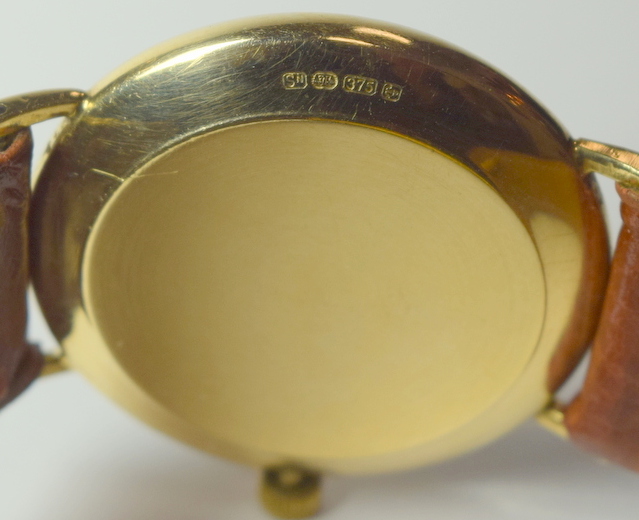 9ct Gold Geneve Watch On Leather Strap - Image 4 of 4