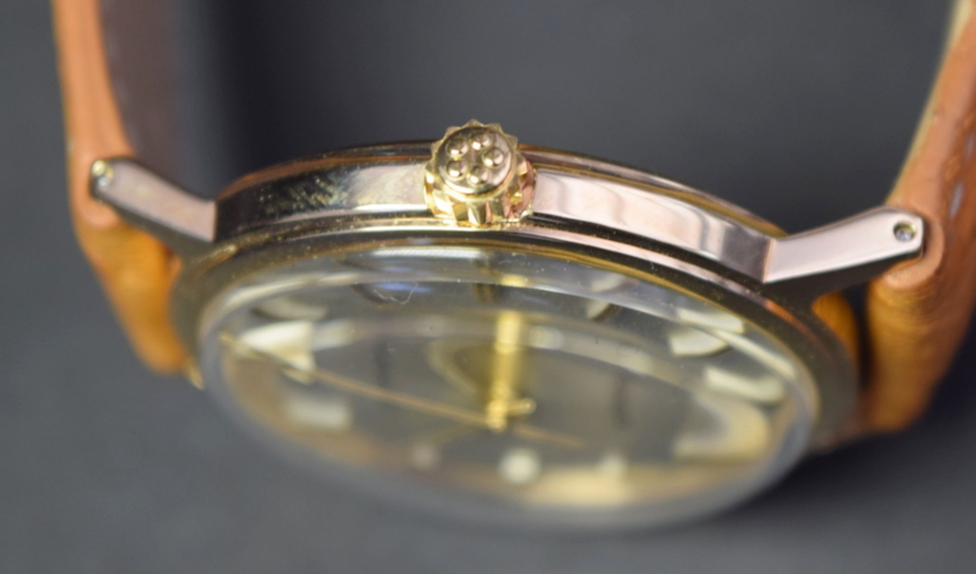 Excellent 9ct Gold Eterna Watch Made For Garrard of London - Image 4 of 5