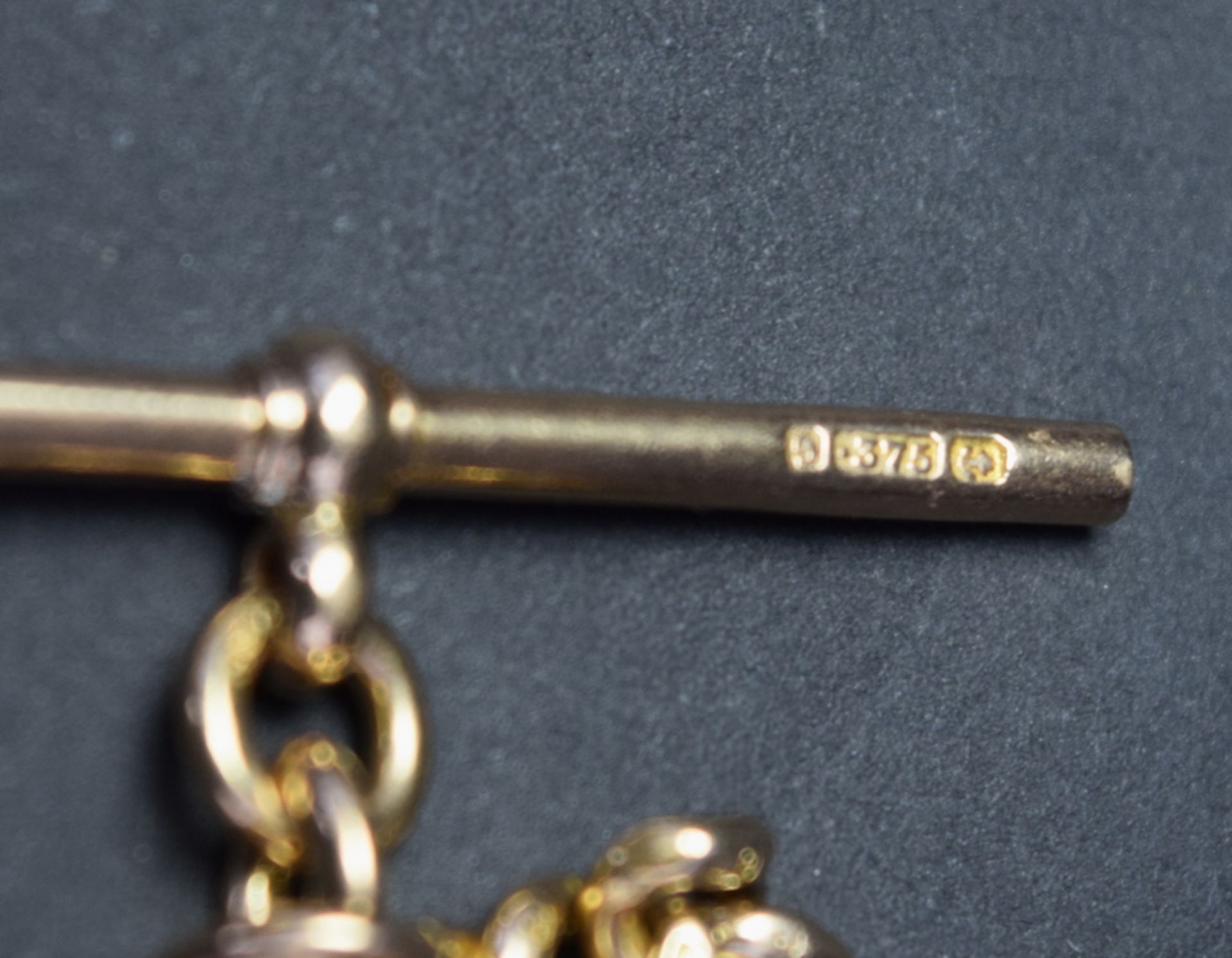 Heavy 9ct Gold Double Albert With T Bar And Pendant - Image 5 of 6