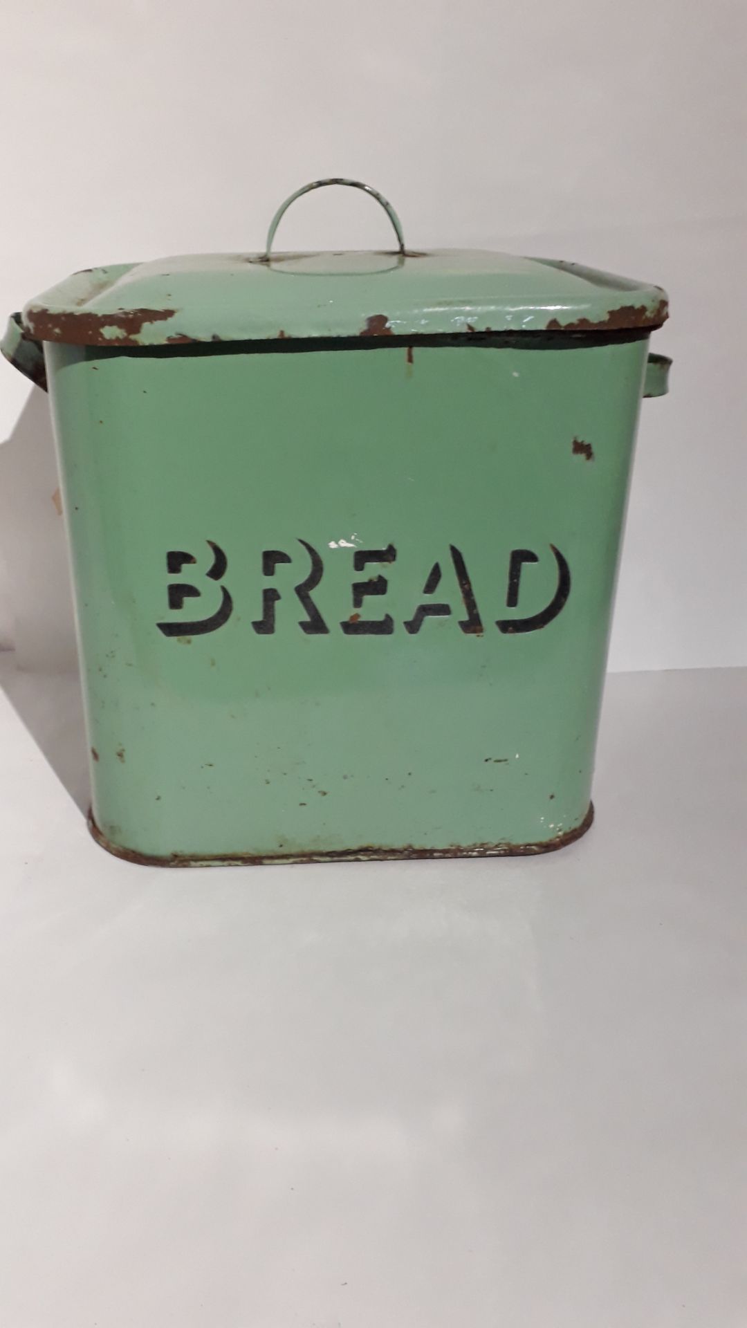 lot 49 Vintage Green Enamel Bread Bin