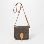 Louis Vuitton / Cartouchiere / Shoulder Bag in Brown - Grade AB