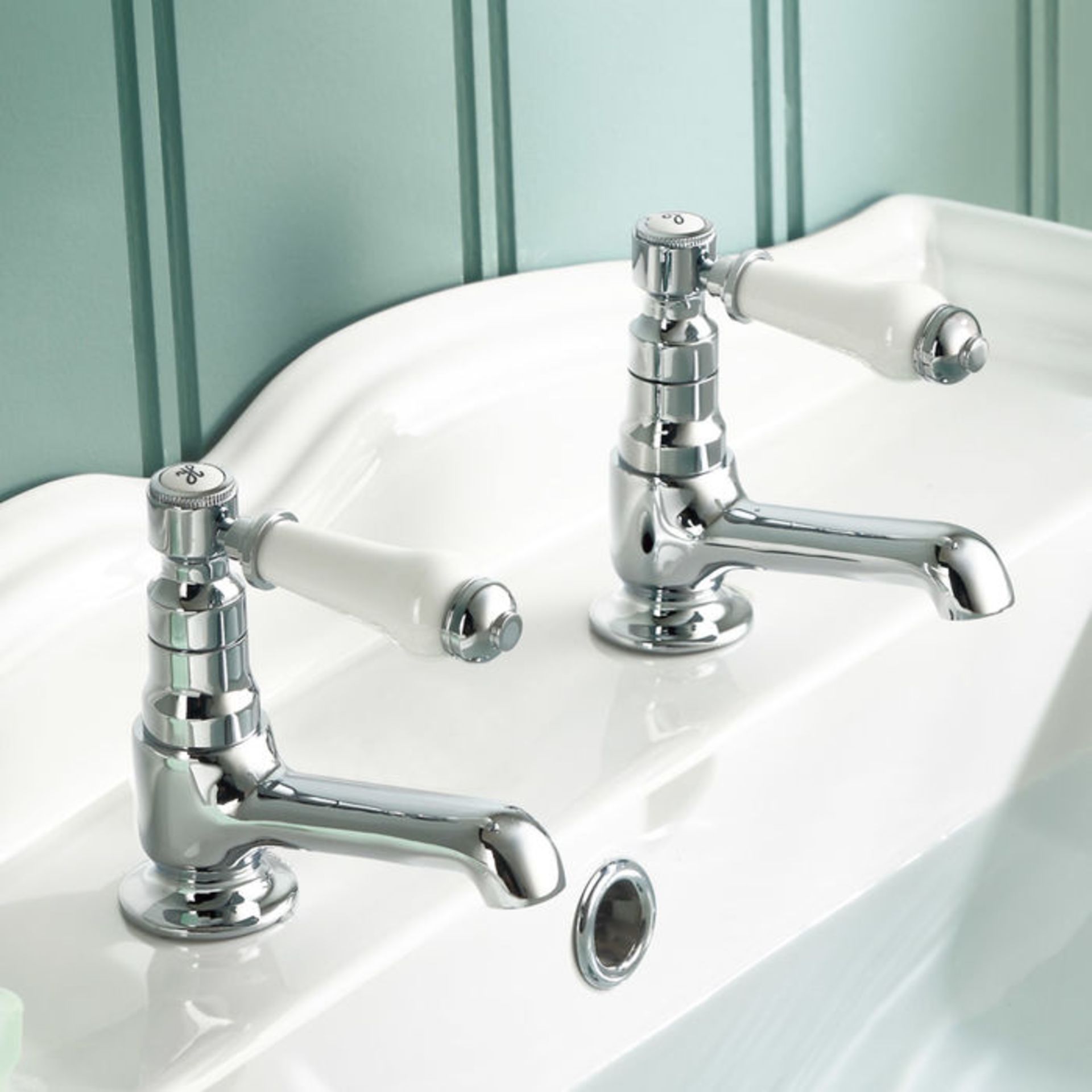 (P44) Regal Twin Hot & Cold Traditional Chrome Lever Basin Sink Taps Chrome Plated Solid Brass Mixer