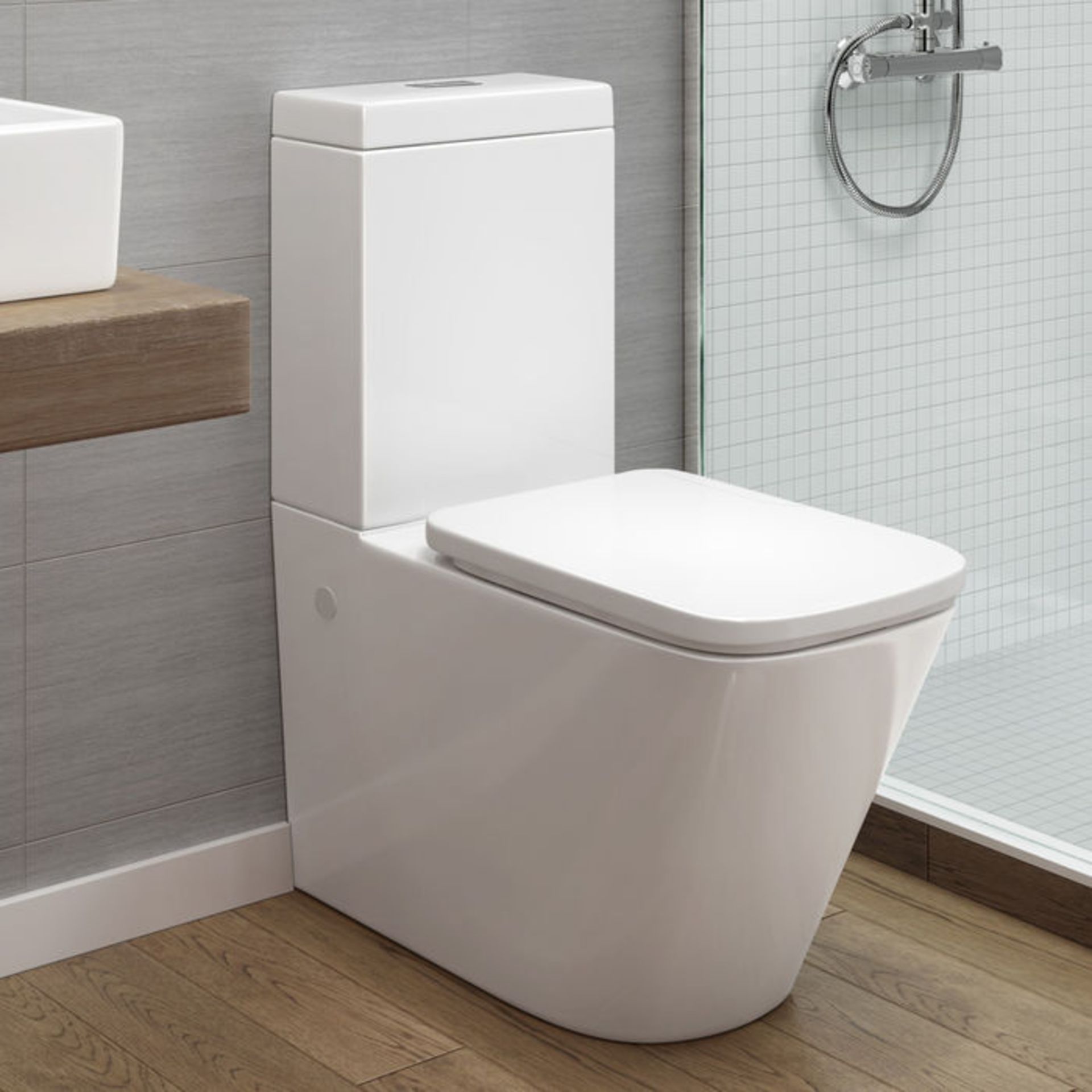 (P254) Florence Close Coupled Toilet & Cistern inc Soft Close Seat. Contemporary design finished