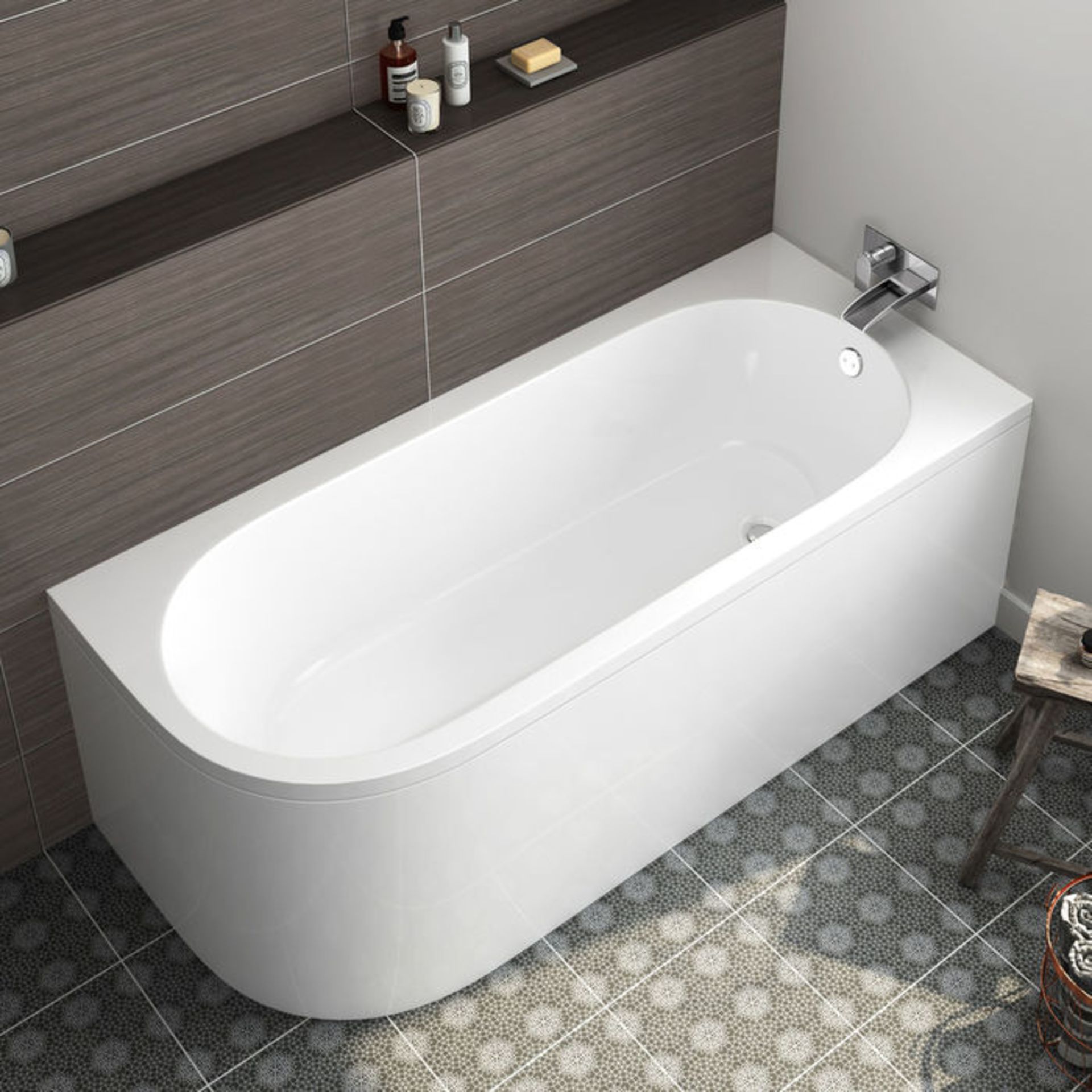 (AL124) 1695x745mm Denver Corner Back to Wall Bath (Includes Panels) - Right Hand. RRP £499.99.