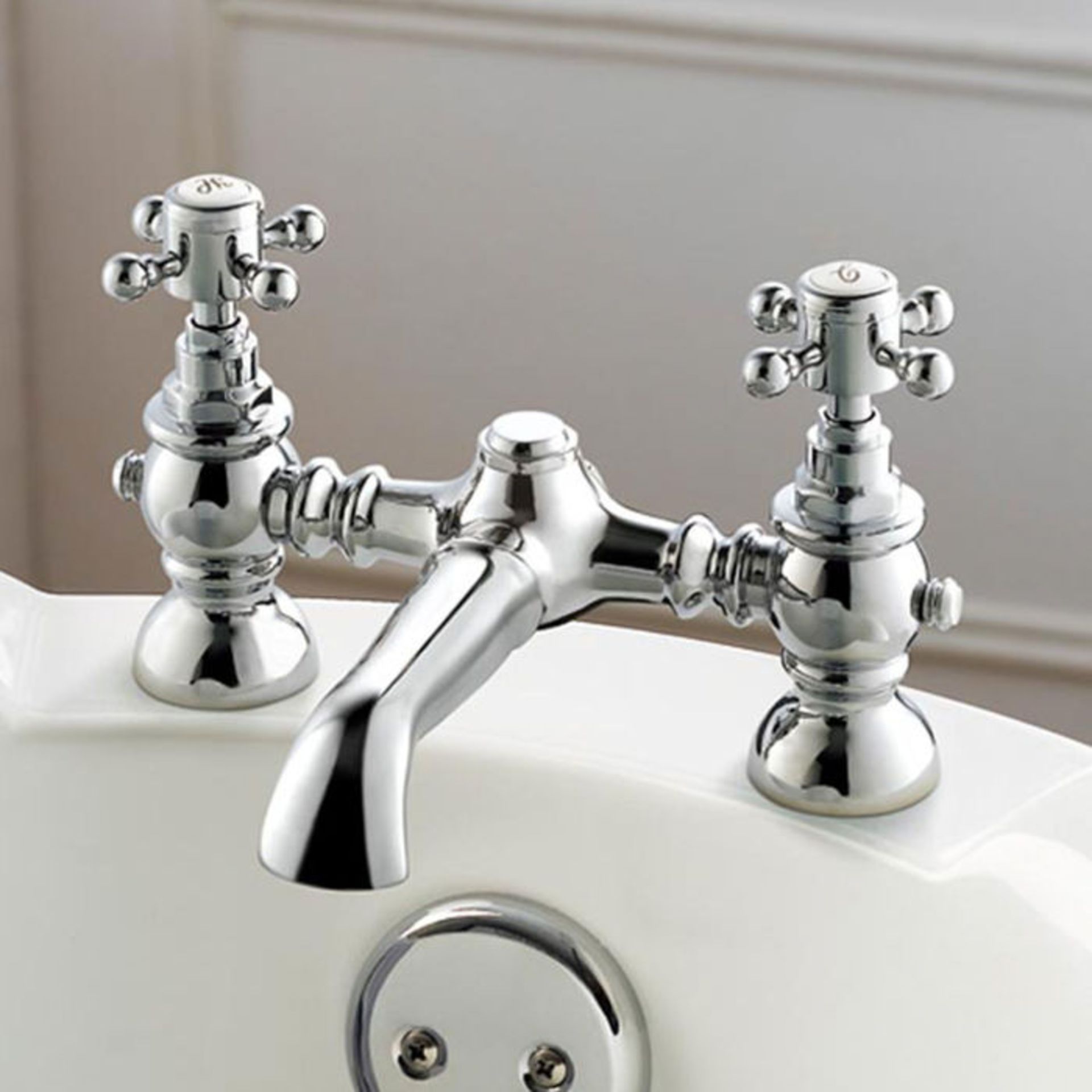 (TS75) Cambridge Traditional Bath Mixer Tap Chrome Plated Solid Brass Traditional design Minimum 0.5