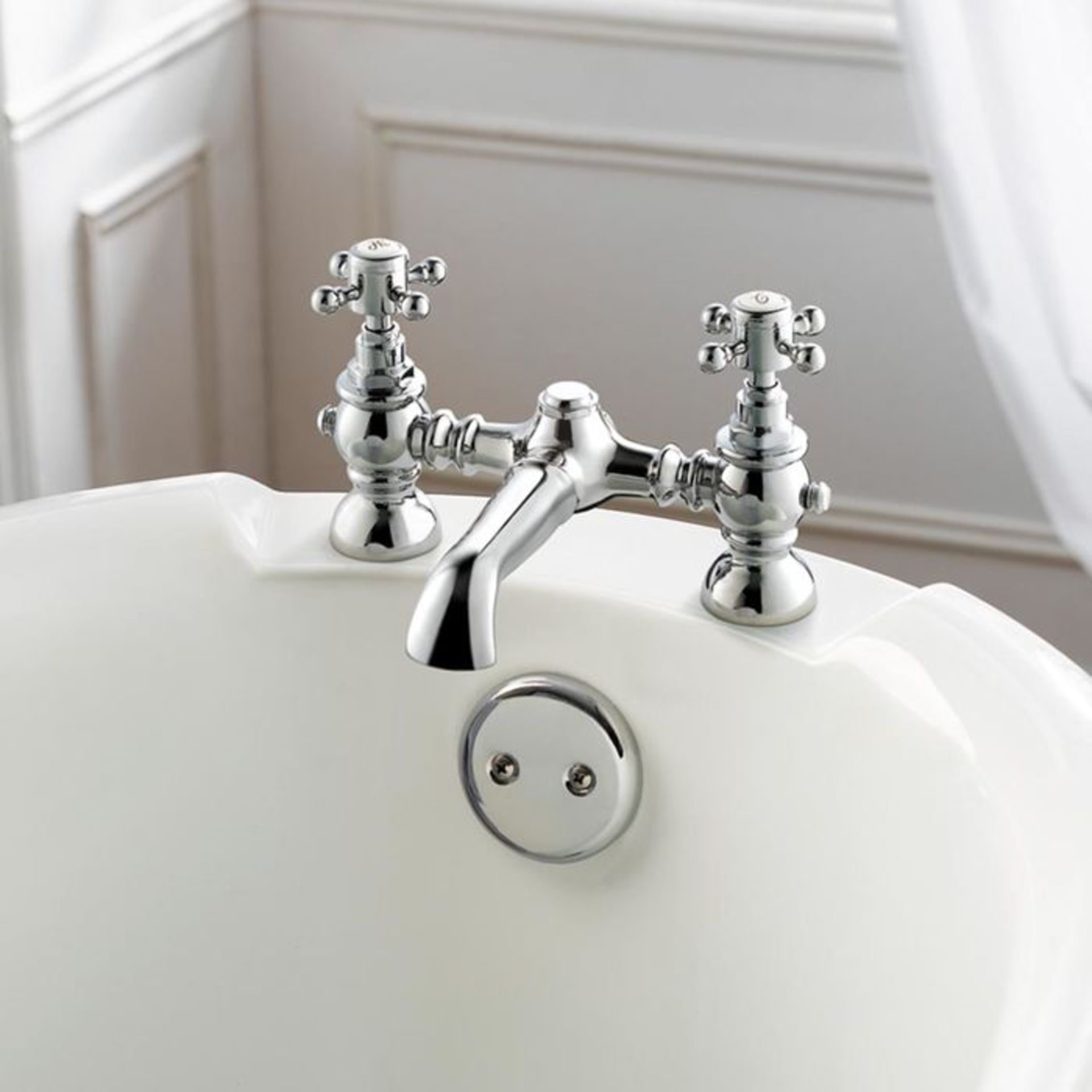 (TS75) Cambridge Traditional Bath Mixer Tap Chrome Plated Solid Brass Traditional design Minimum 0.5 - Image 3 of 4