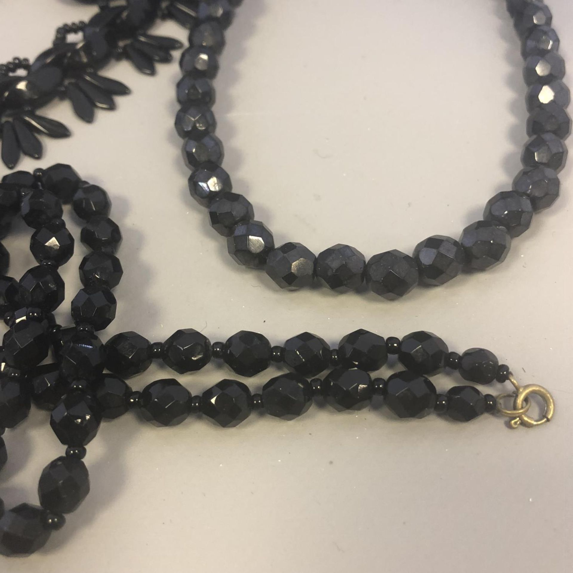 A Collection of Black Necklaces (9) - Image 2 of 7