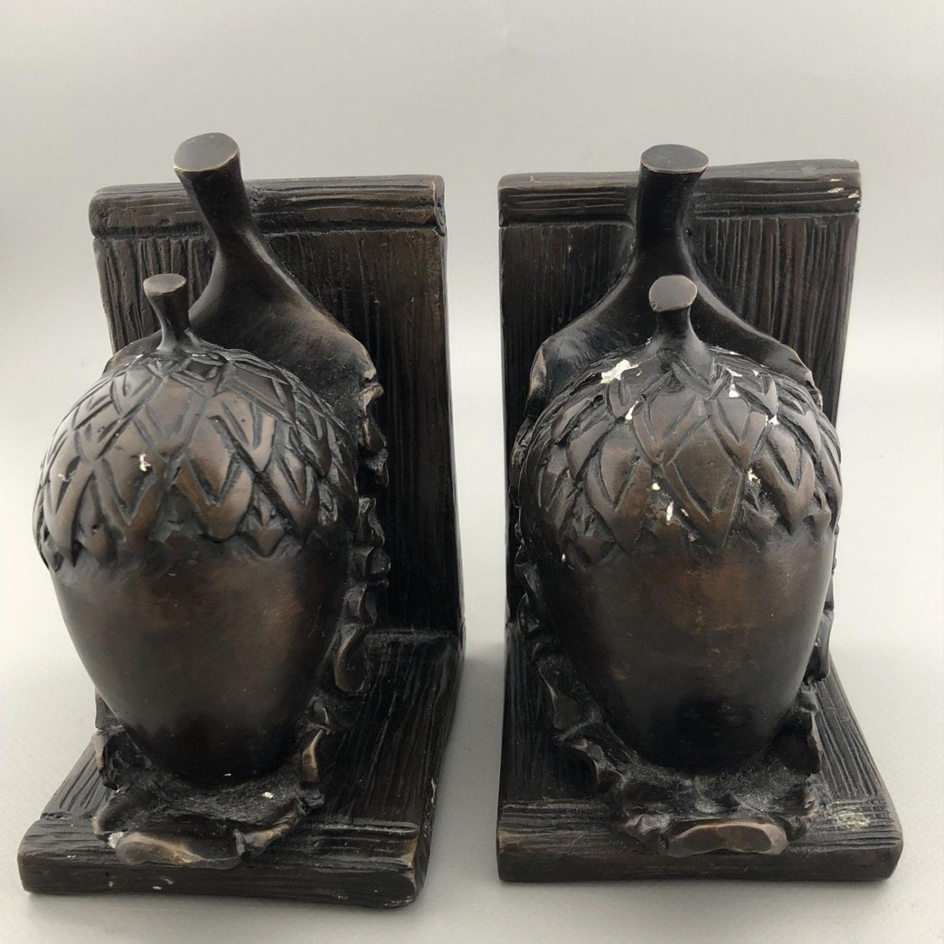 Pair of Antique Victorian Bronzed Bookends Mounted with Acorns and Leaves - Image 2 of 4