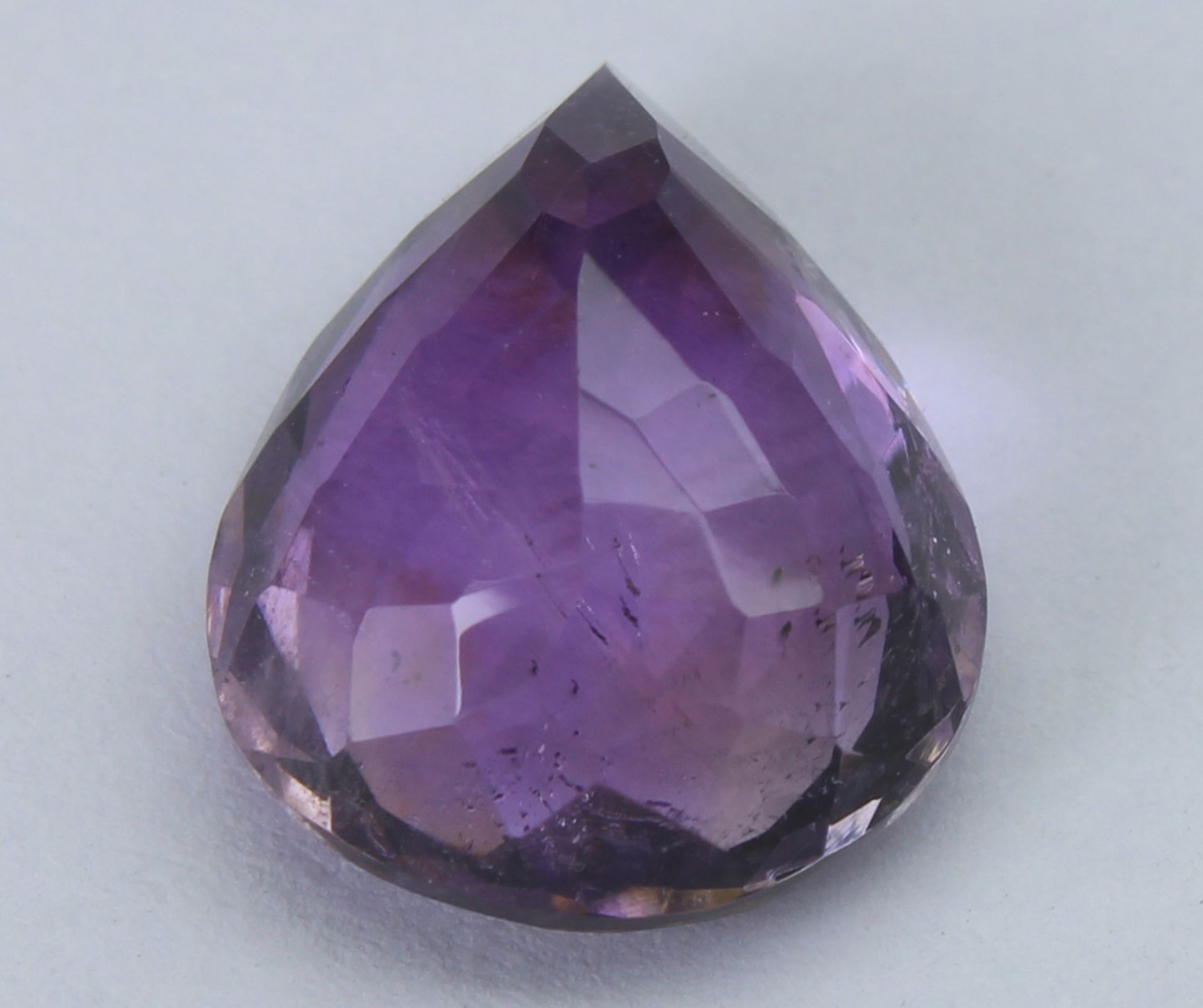 6.68 Ct Igi Certified Amethyst -Without Reserve - Image 6 of 8