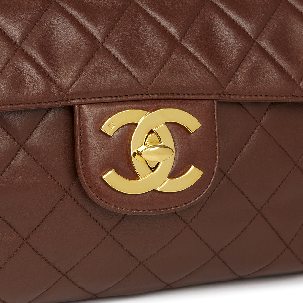 CHANEL Brown Quilted Lambskin Vintage Jumbo XL Soft Flap Bag - Bild 6 aus 11