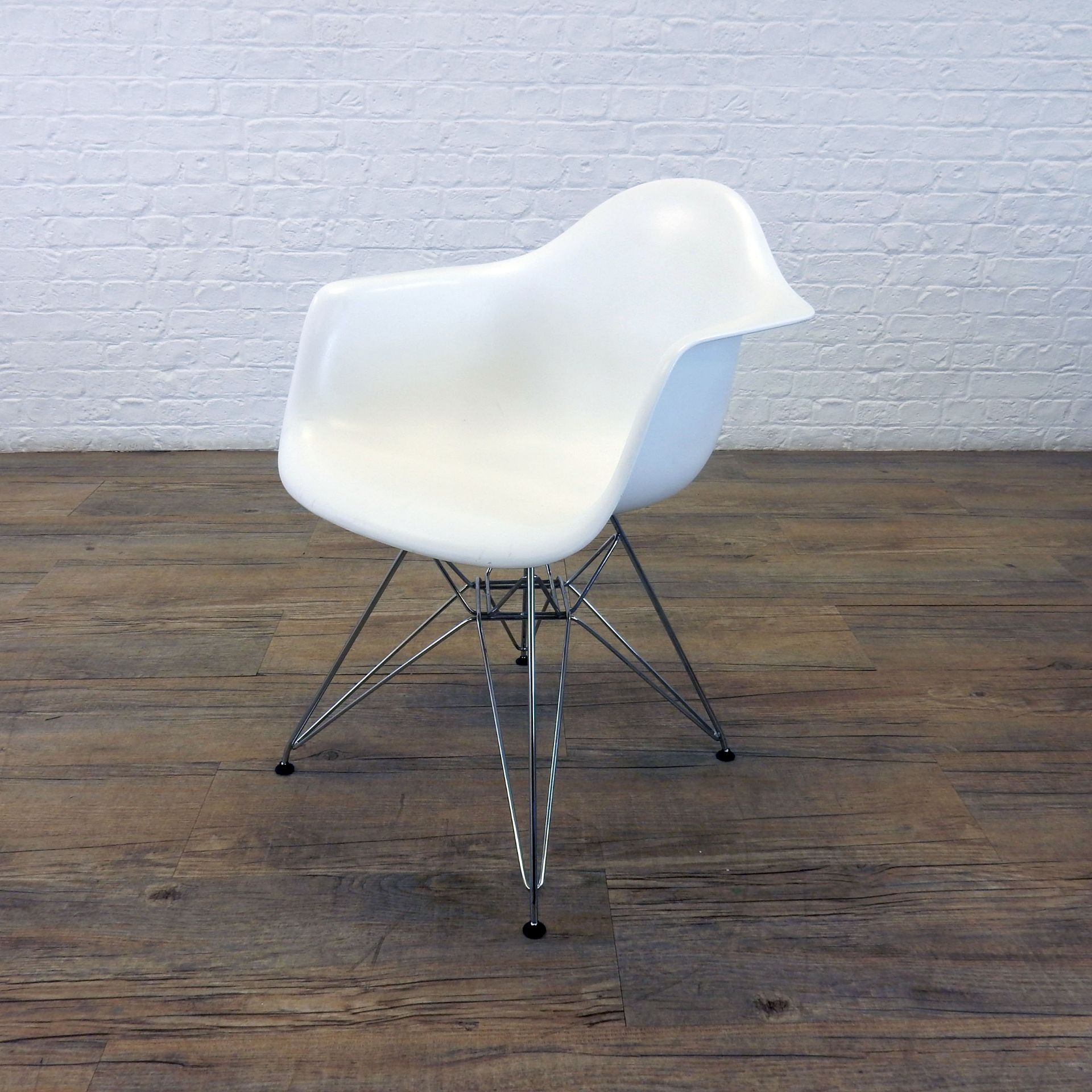Vitra Inspired White Tub Chair