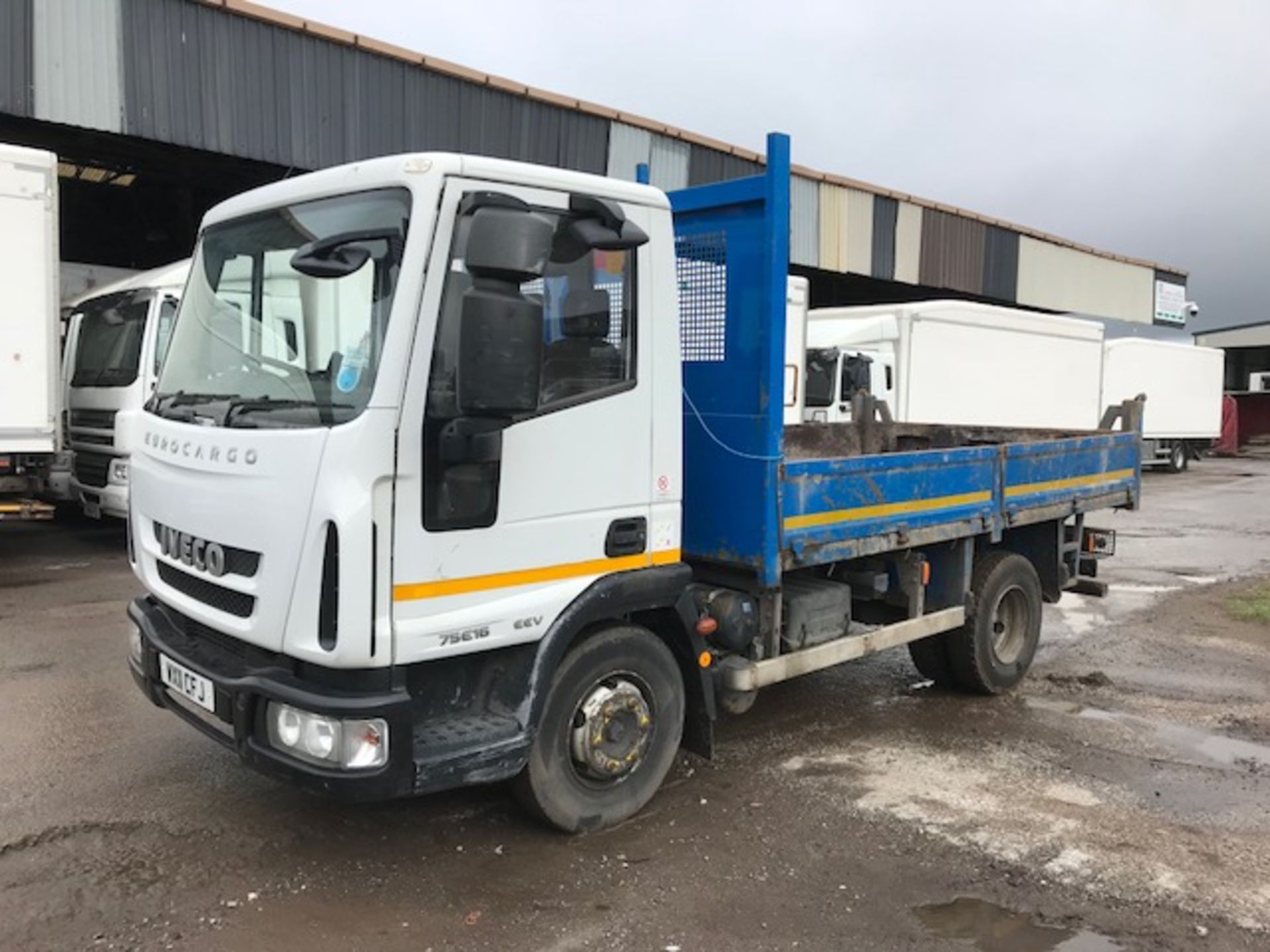 2011 Iveco Eurocargo 75E16 Tipper - Image 4 of 8