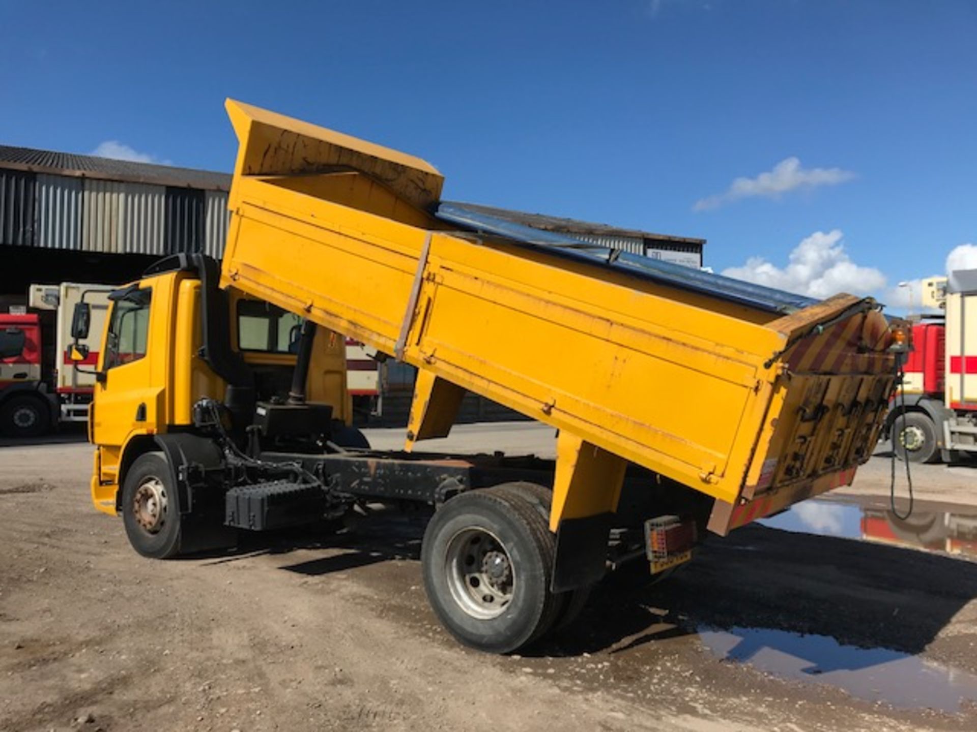 2003 DAF CF 65-220 18 ton Tipper - Image 4 of 12