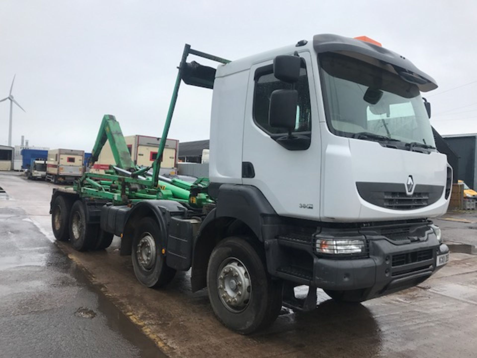 2011 Renault Kerax 380 8x4 Hook Loader