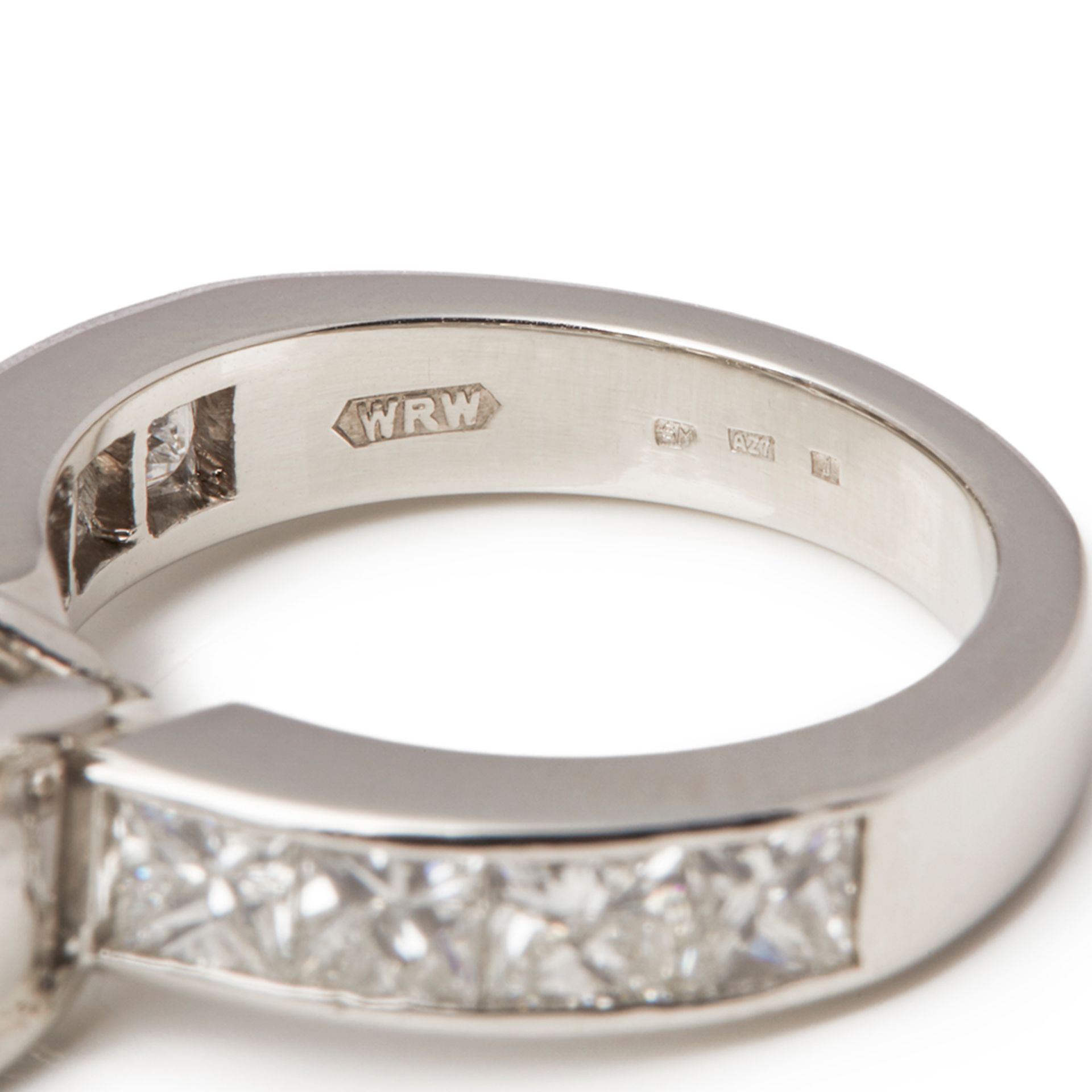 Platinum Round Brilliant Cut Diamond Engagement Ring - Image 4 of 9