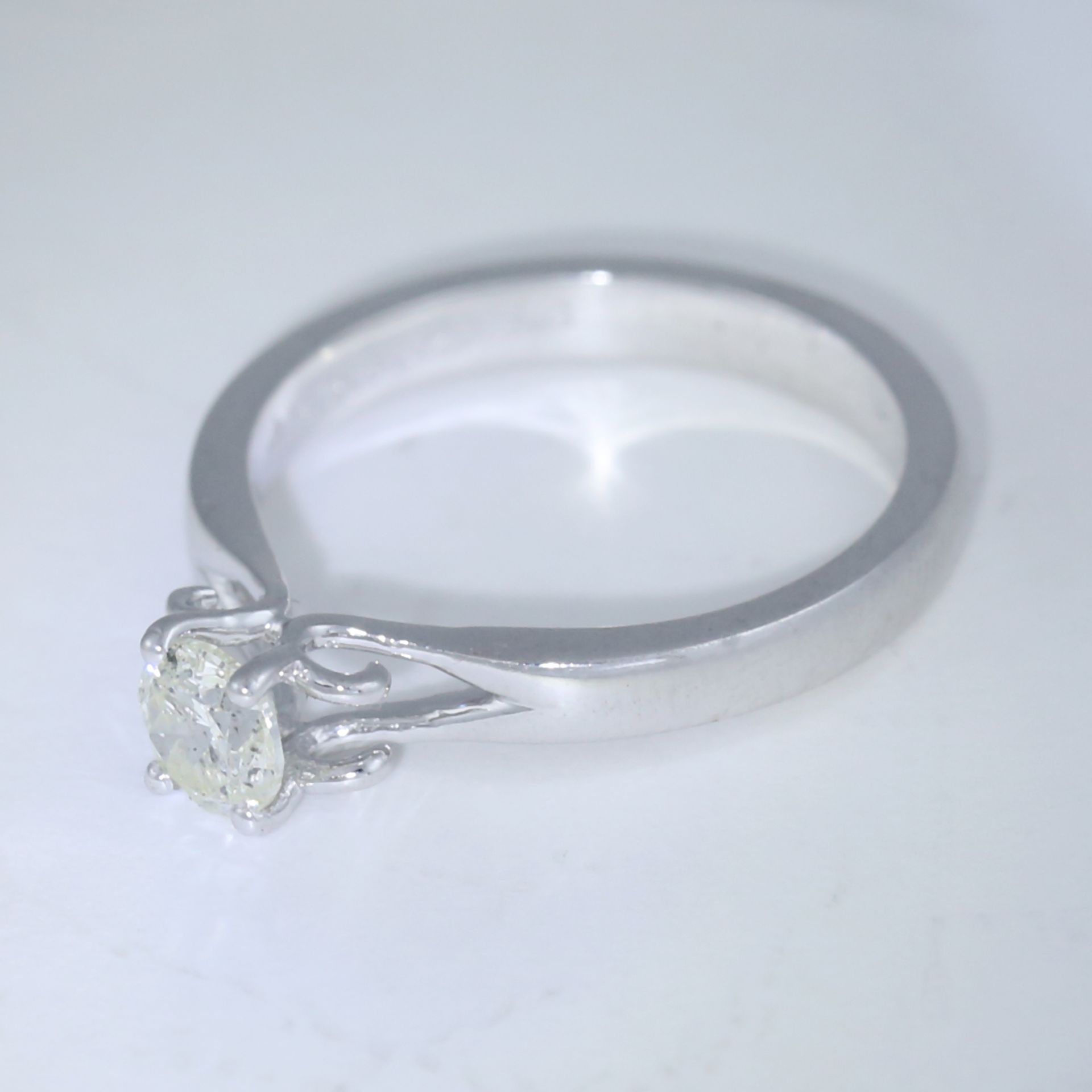 14 K White Gold Certified Solitaire Diamond Ring - Image 4 of 7