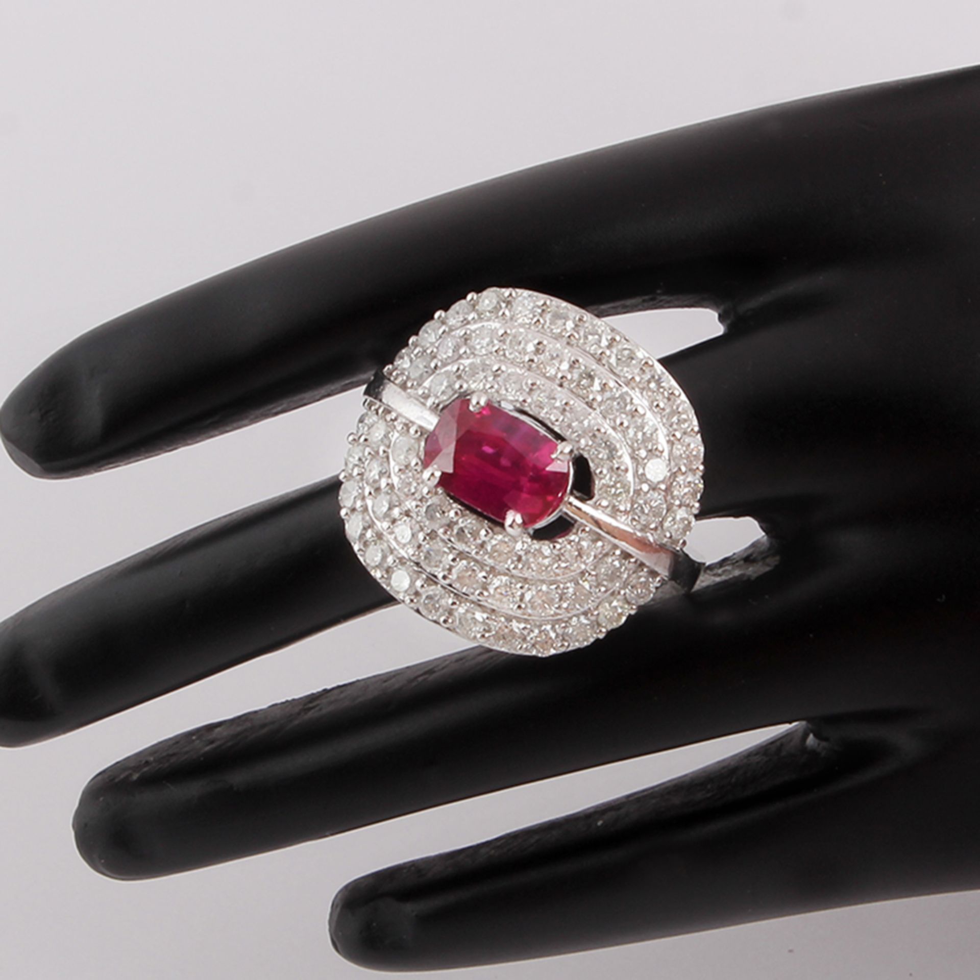 14 K / 585 White Gold Designer Ruby (GIA Certified) & Diamond Ring - Image 6 of 10