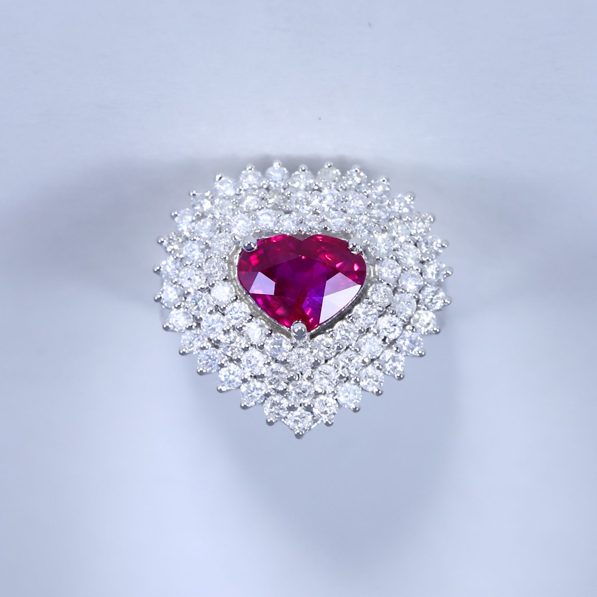 14 K / 585 White Gold Designer Ruby (GRS Certified) & Diamond Ring - Image 3 of 10