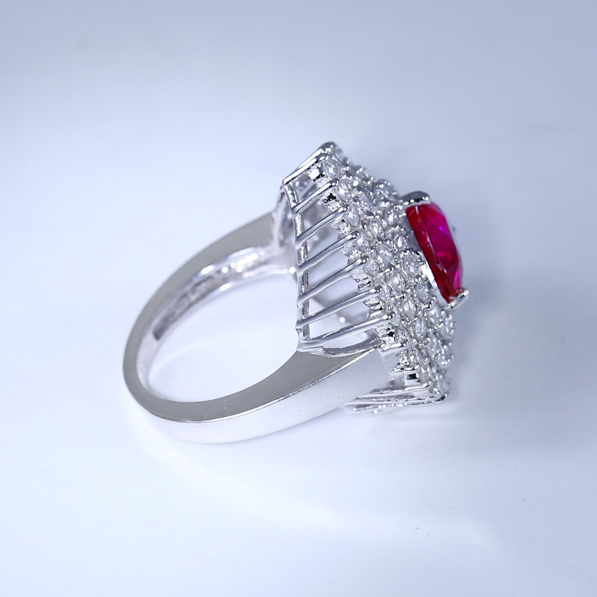 14 K / 585 White Gold Designer Ruby (GRS Certified) & Diamond Ring - Image 8 of 10