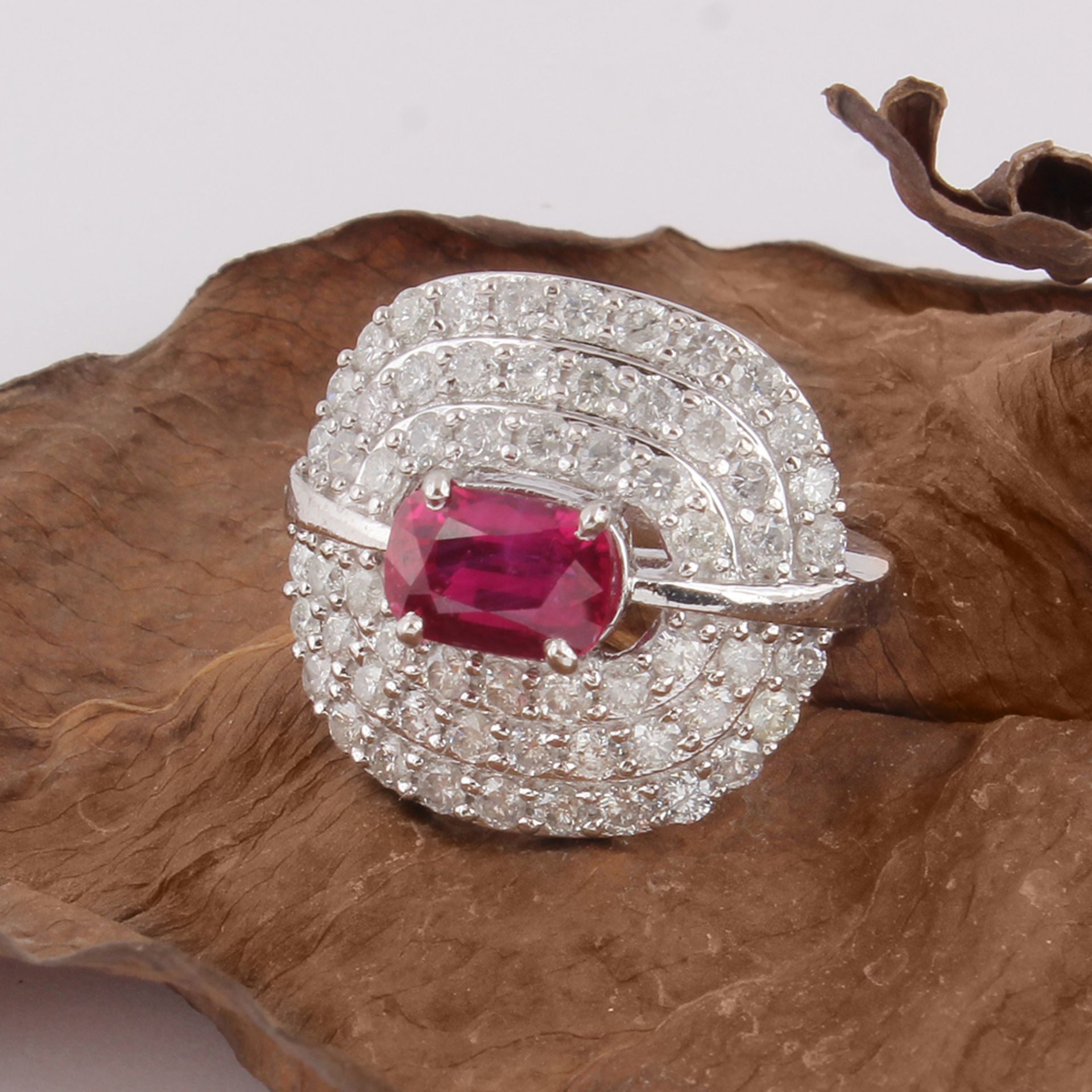 14 K / 585 White Gold Designer Ruby (GIA Certified) & Diamond Ring - Image 9 of 10