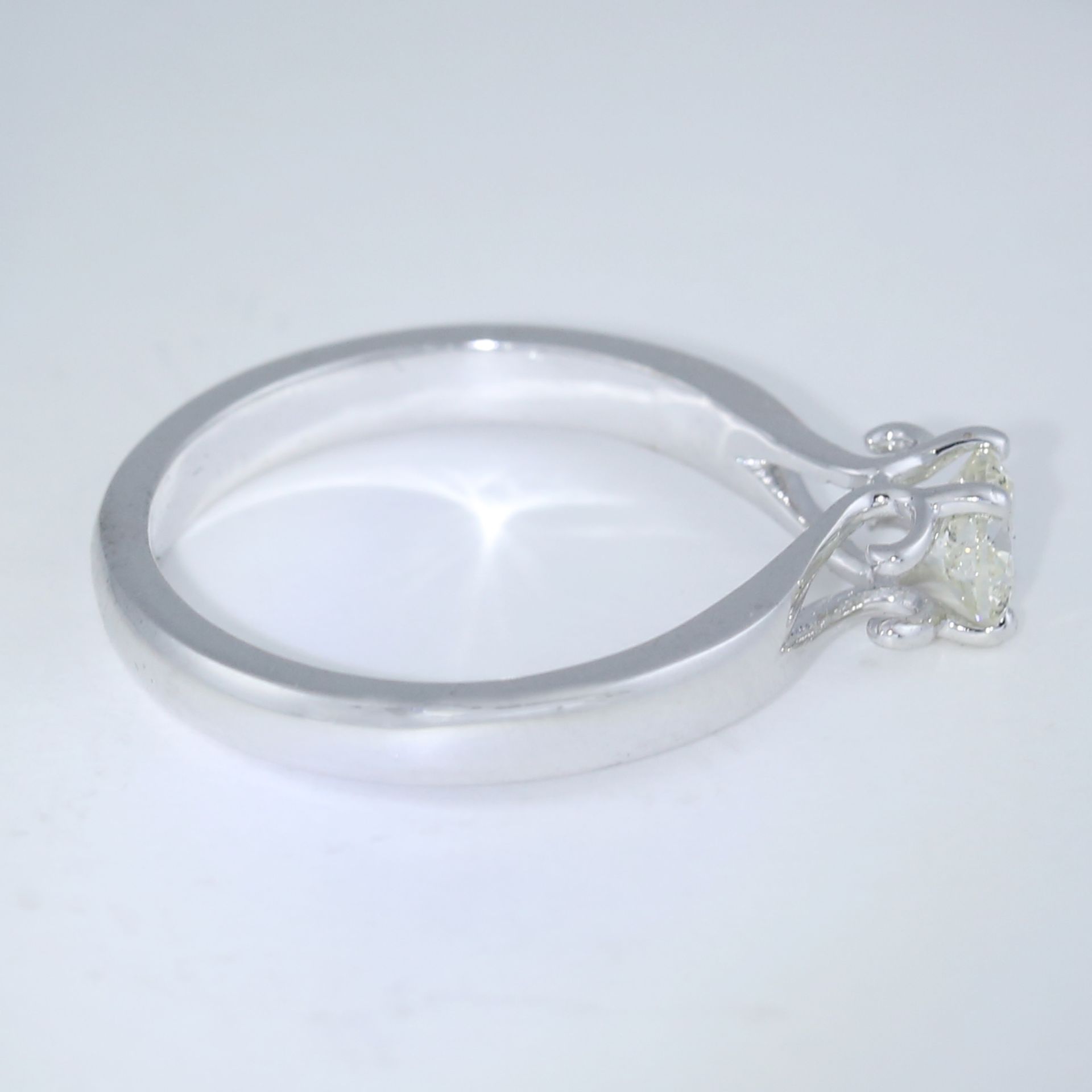 14 K White Gold Certified Solitaire Diamond Ring - Image 6 of 7