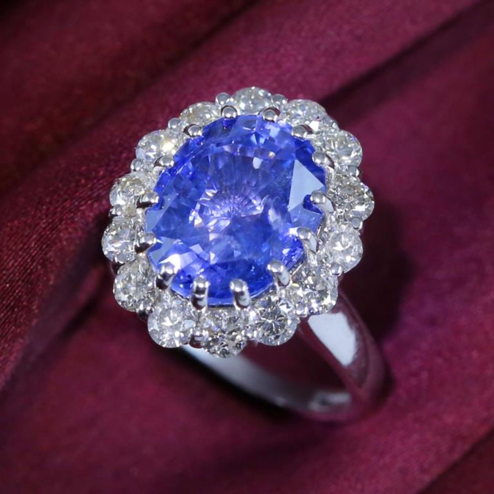 14 K / 585 White gold Designer Blue Sapphire (IGI Certified) & Diamond Ring