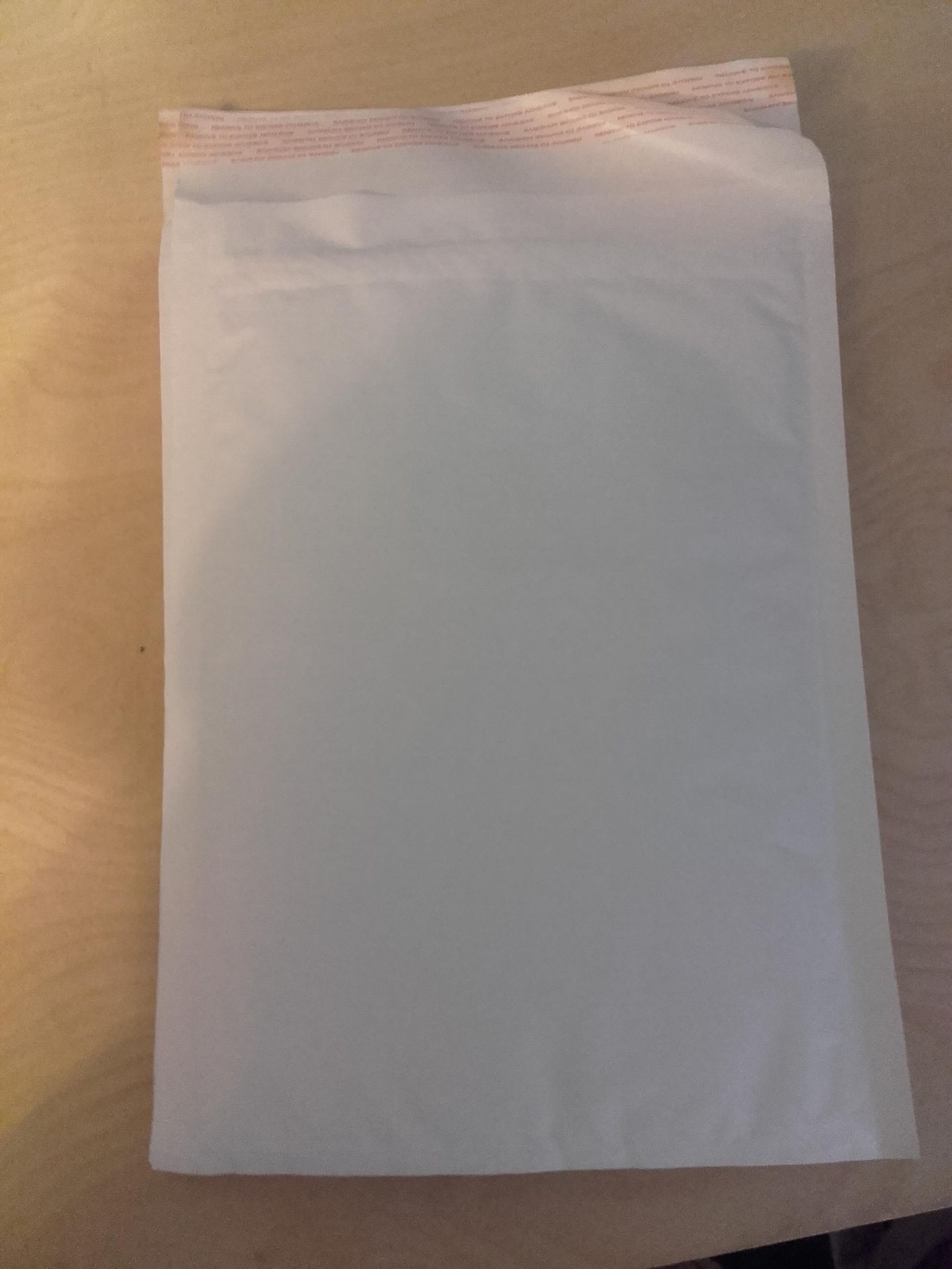 1 x bx of 100 215mm x 310mm white large letter  envelopes