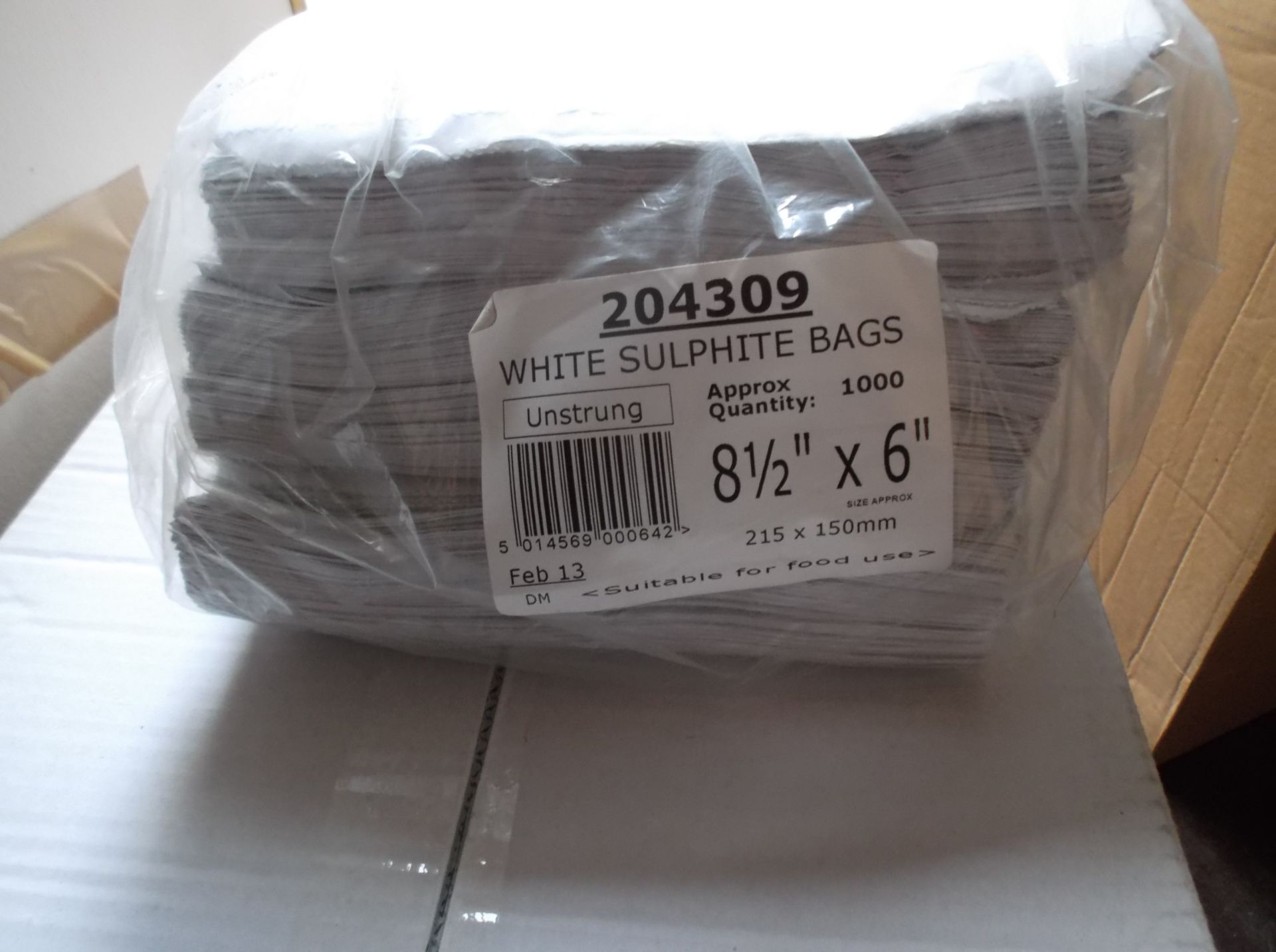 1 x approx 1,000 8.5" x 6" white sulphite bags